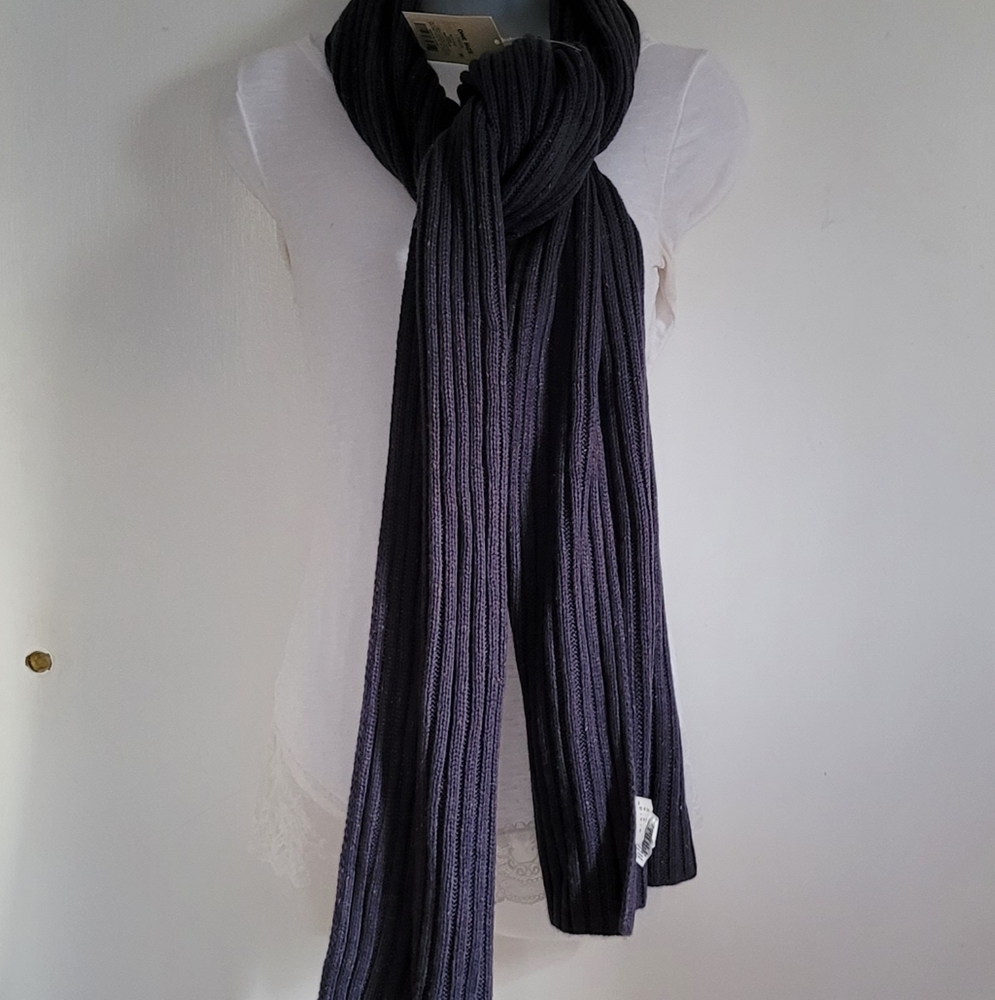 Gray Knit Scarf